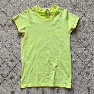lululemon athletica Neon Yellow Short Sleeve Active Tee